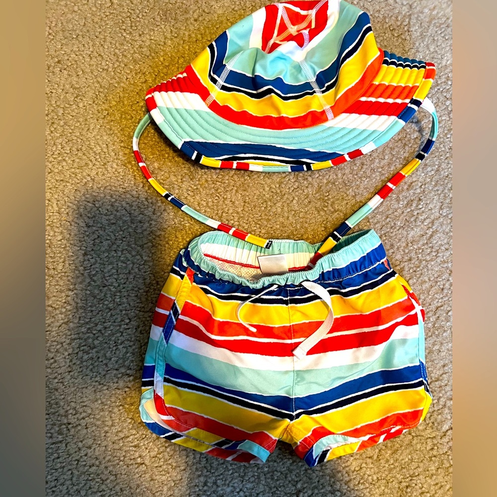 Hanna Andersson Swim Trunks and Hat Set